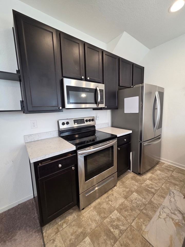 2870 Baldwin Dr - Photo 6 of 27