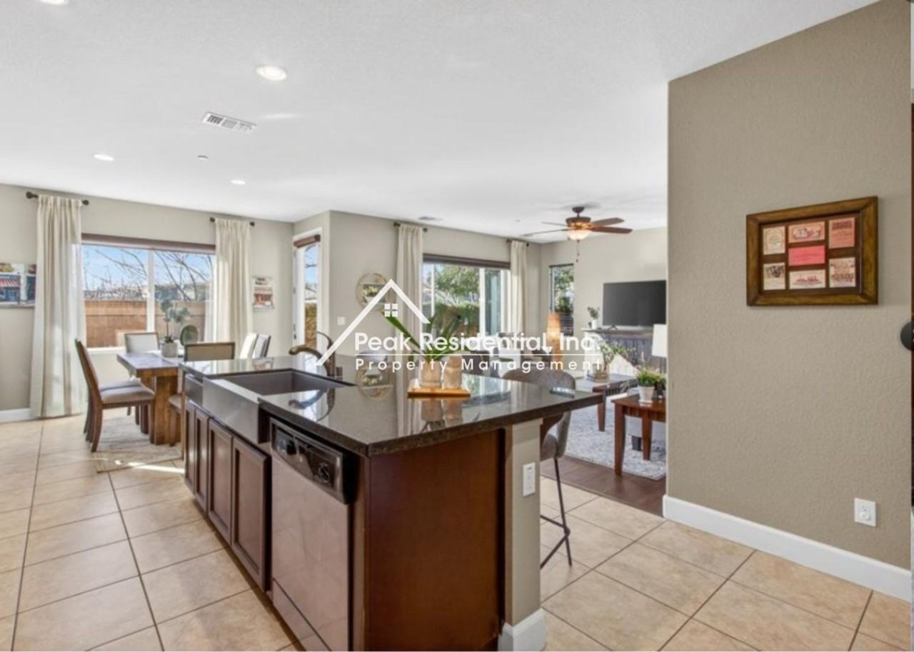 1444 Bicker Cir - Photo 7 of 24