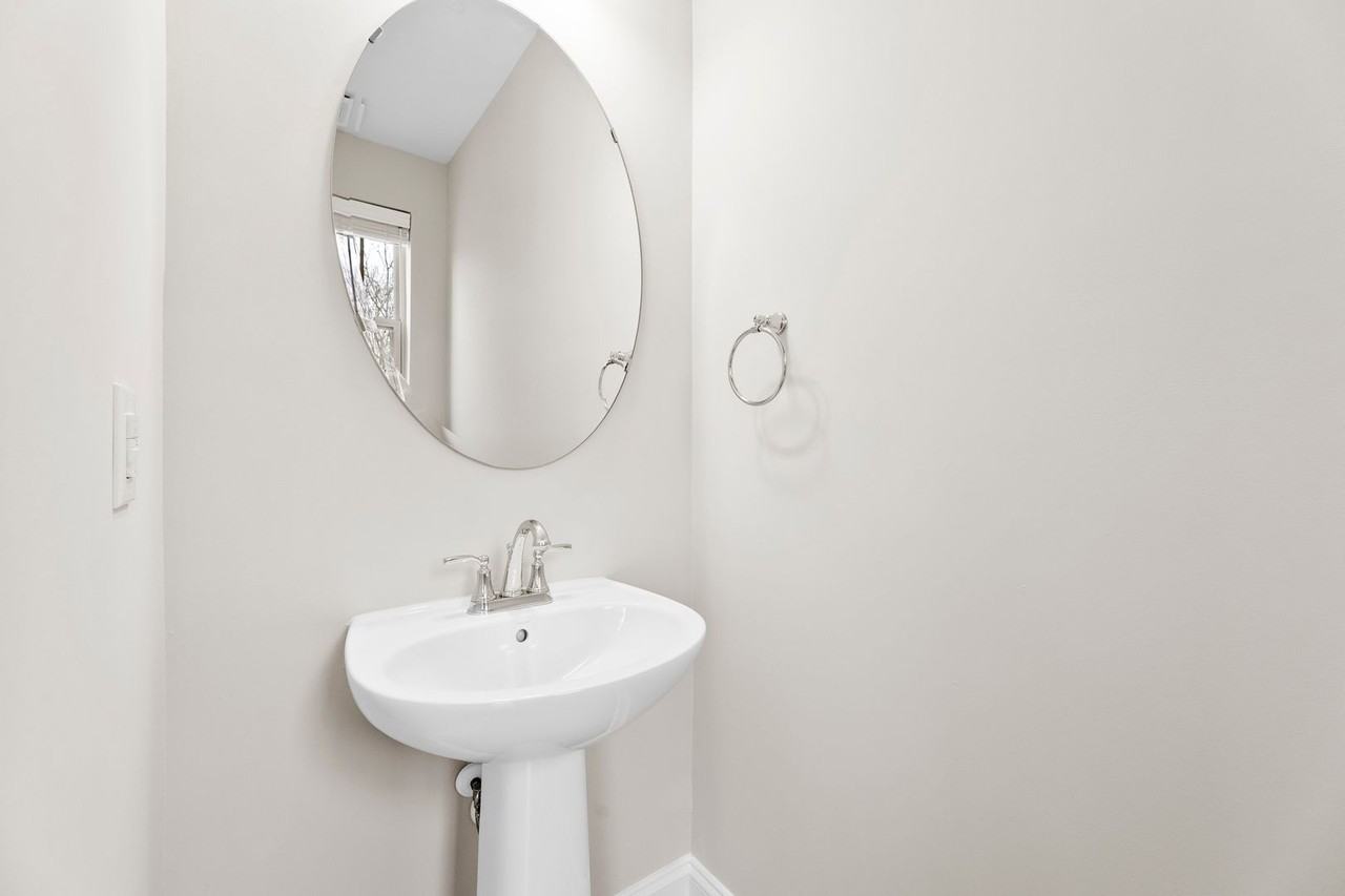 210 Judson Ave #1 - Photo 7 of 29