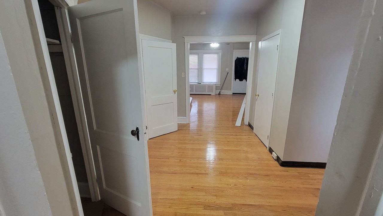 1464 N 62nd St - Photo 5 of 13