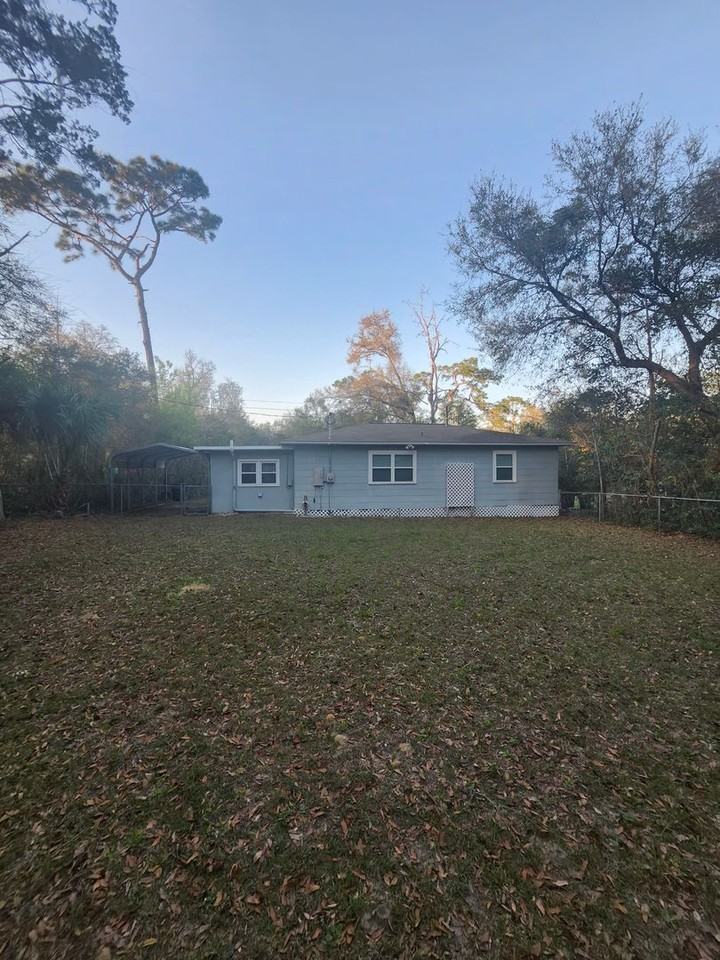 301 Gaile Ave - Photo 5 of 33