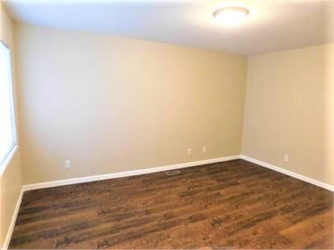 1109 Austin Dr - Photo 5 of 16