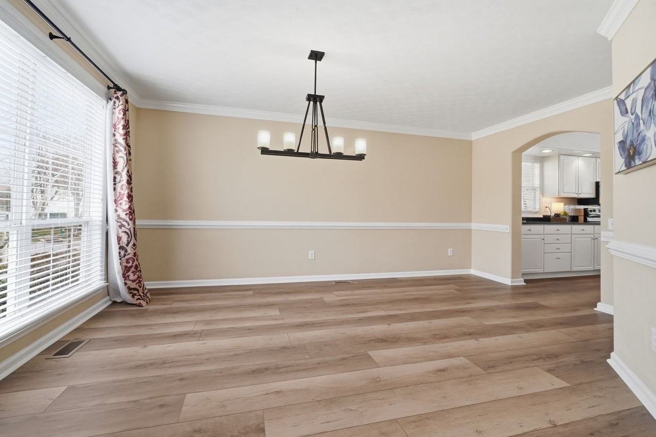 2537 Springhaven Dr - Photo 7 of 50