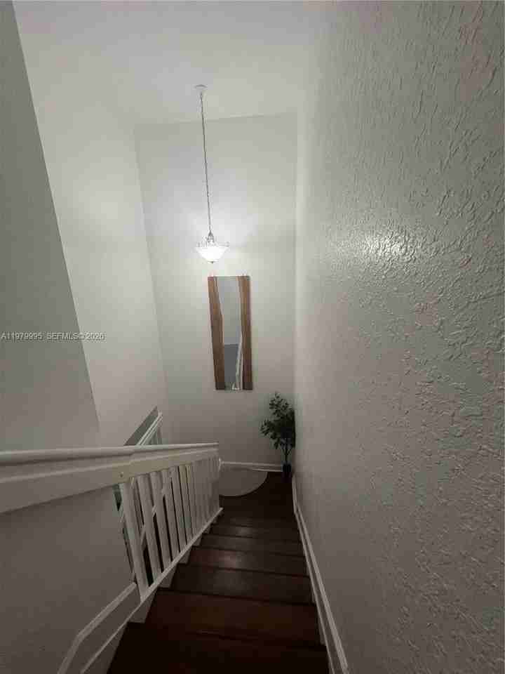 11271 Sw 240th St - Photo 4 of 20