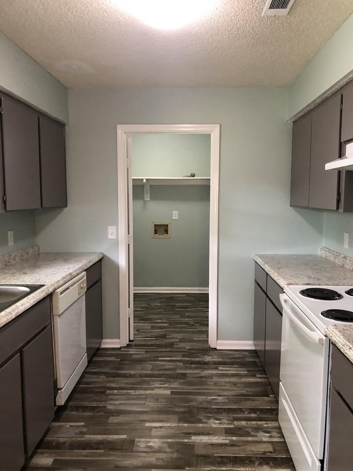 663 Windward Dr #1 - Photo 6 of 24