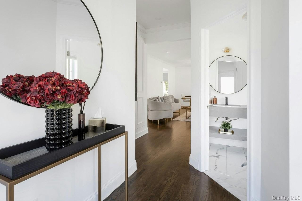 766 Mamaroneck Ave - Photo 3 of 26