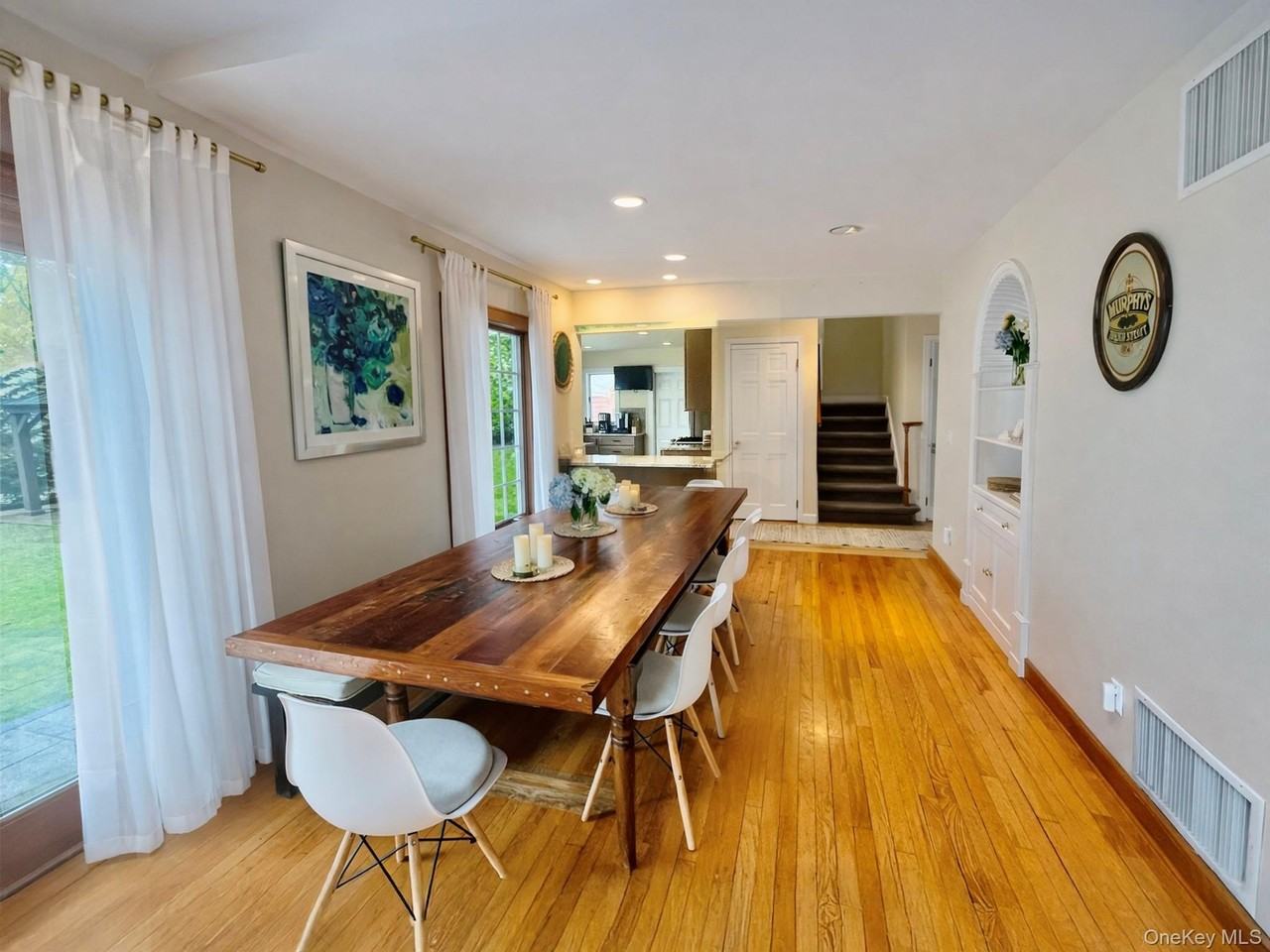 205 Pine Ave - Photo 7 of 28