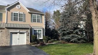 734 Huntington Dr Unit 0 - Photo 1 of 1