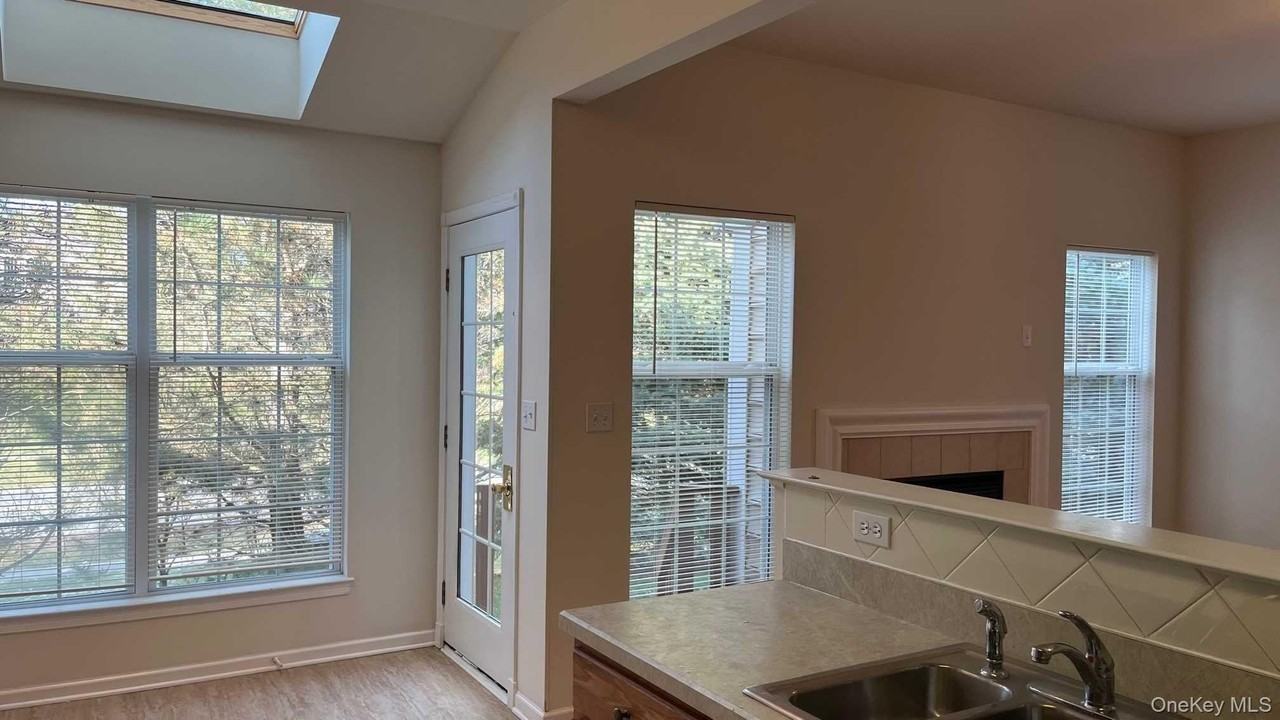 734 Huntington Dr Unit 0 - Photo 7 of 26