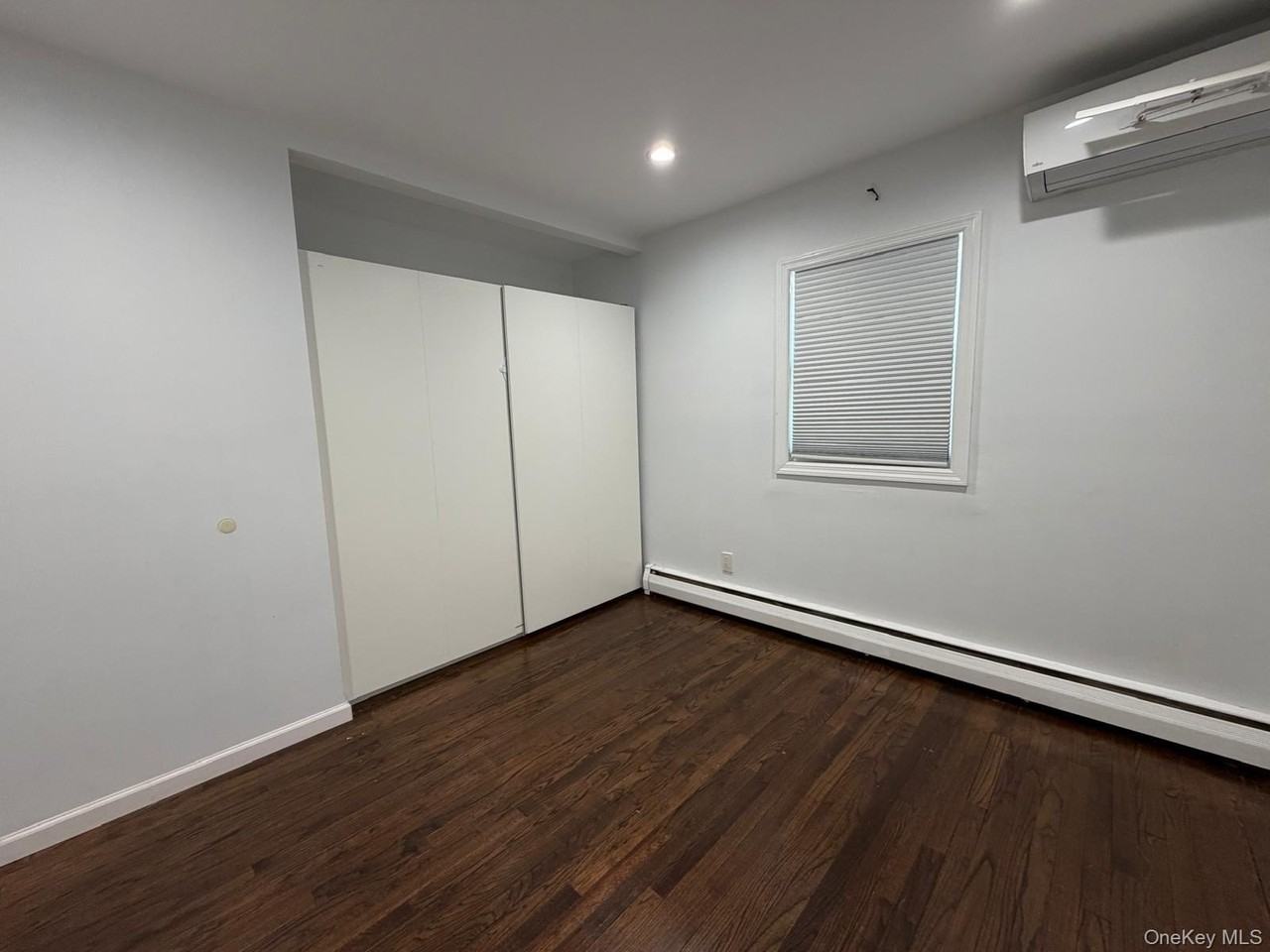 1 Munro Blvd Apt 1 - Photo 5 of 11