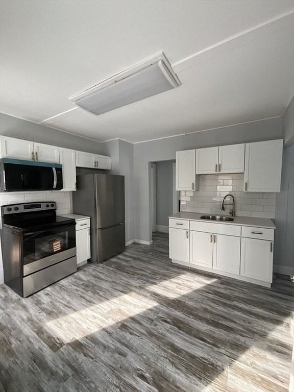 25 Malden St Unit 2 - Photo 3 of 10