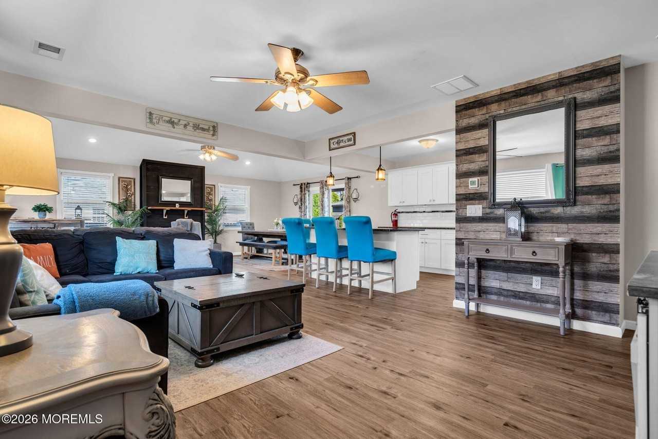 1009 Cable Ave - Photo 7 of 50