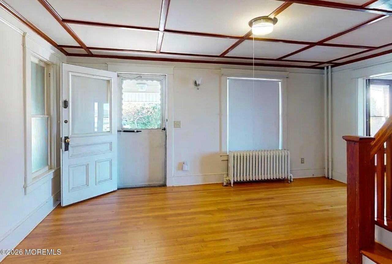 13 1st St - Photo 3 of 4