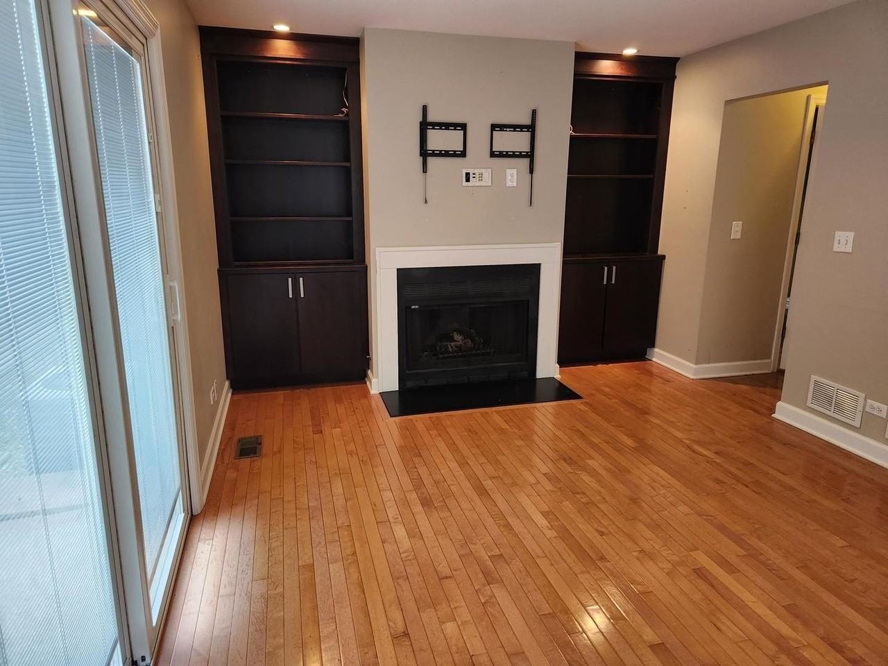 134 W Wood St Unit 134 - Photo 3 of 7