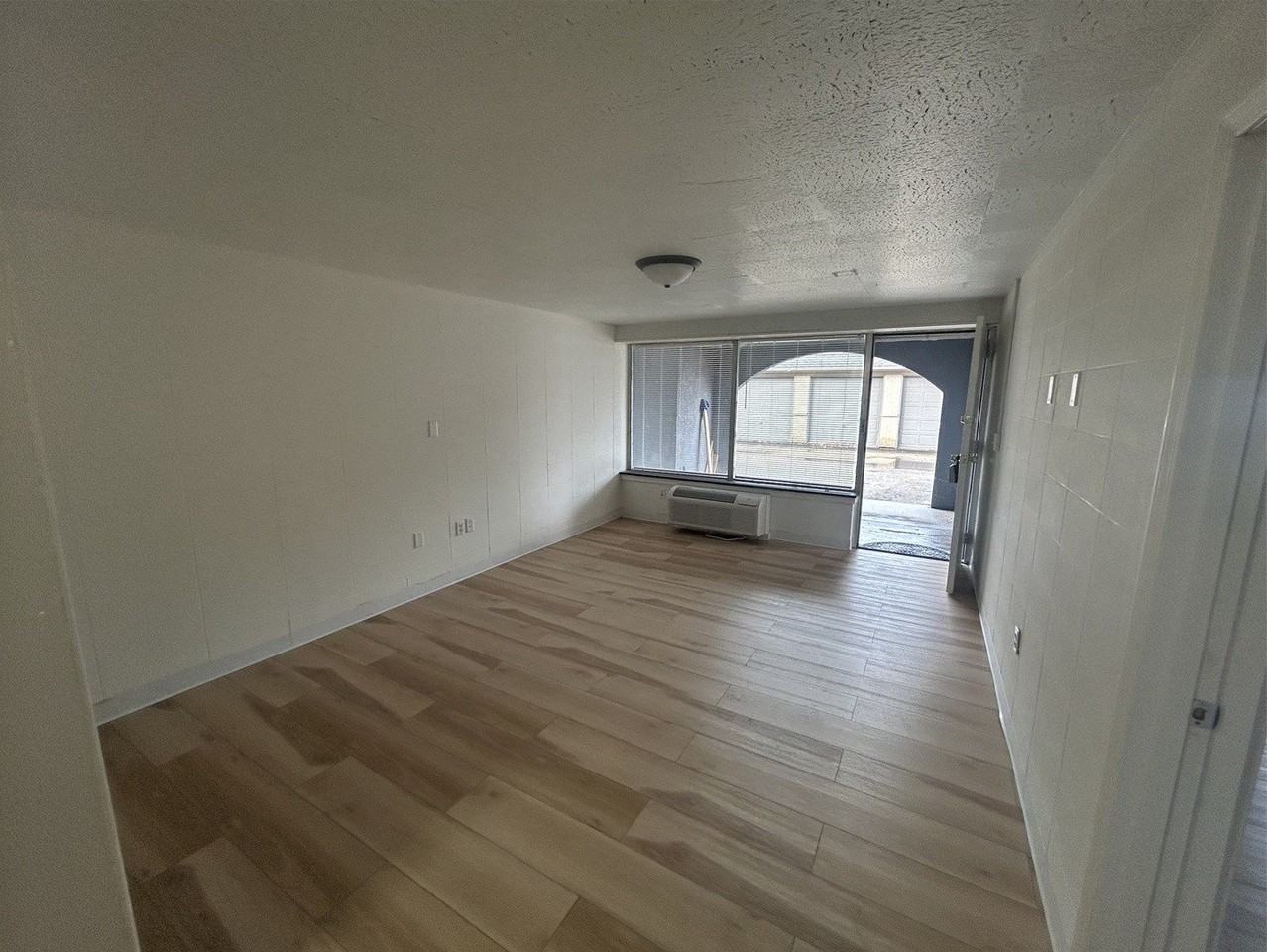 1231 N Galena Ave Apt 115 - Photo 2 of 7