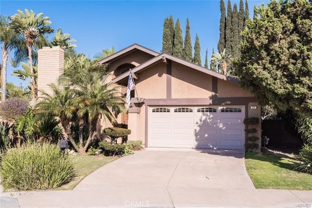 21 Tory - Photo 2 of 19