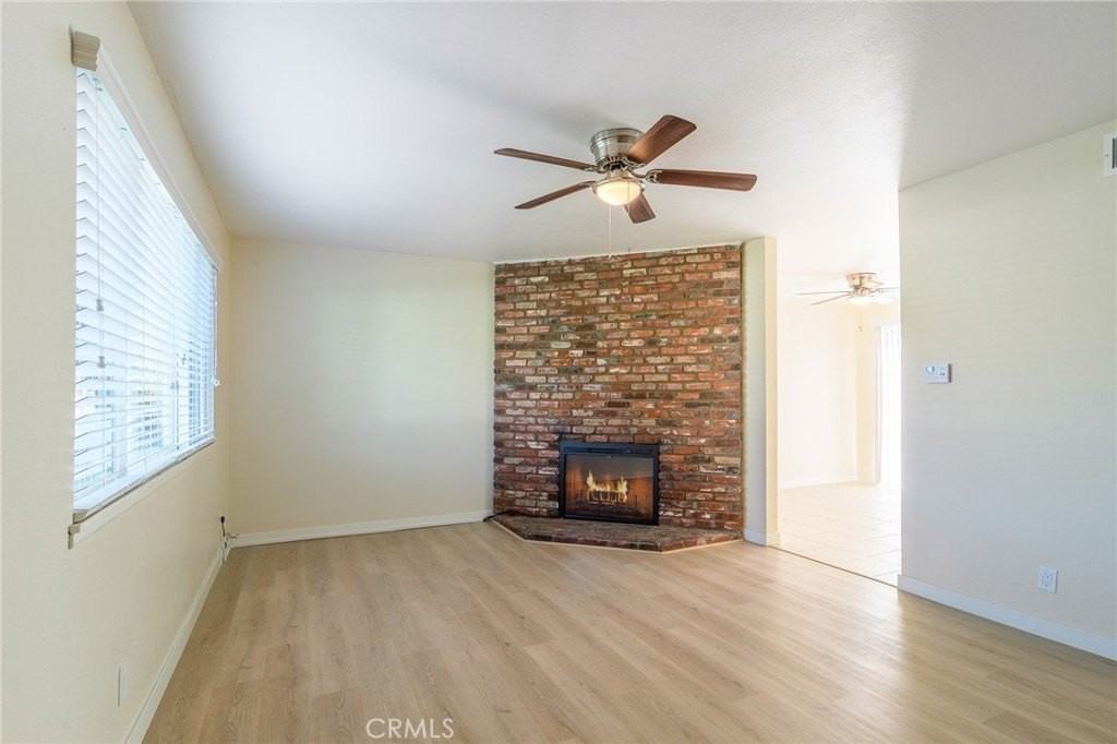 9586 Cornwall Dr - Photo 7 of 39