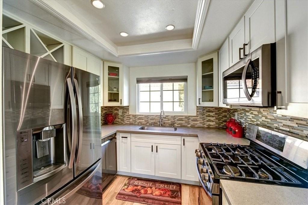 27281 Ryan Dr - Photo 4 of 25