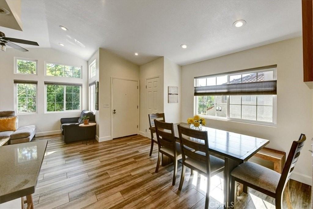 27281 Ryan Dr - Photo 5 of 25