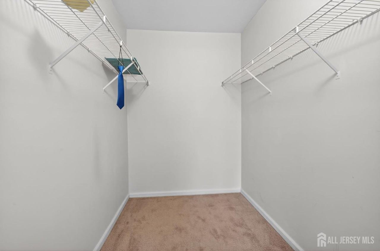 726 Waterford Dr - Photo 6 of 14