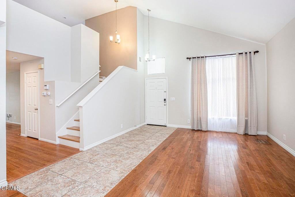 11817 Jouett St - Photo 4 of 38