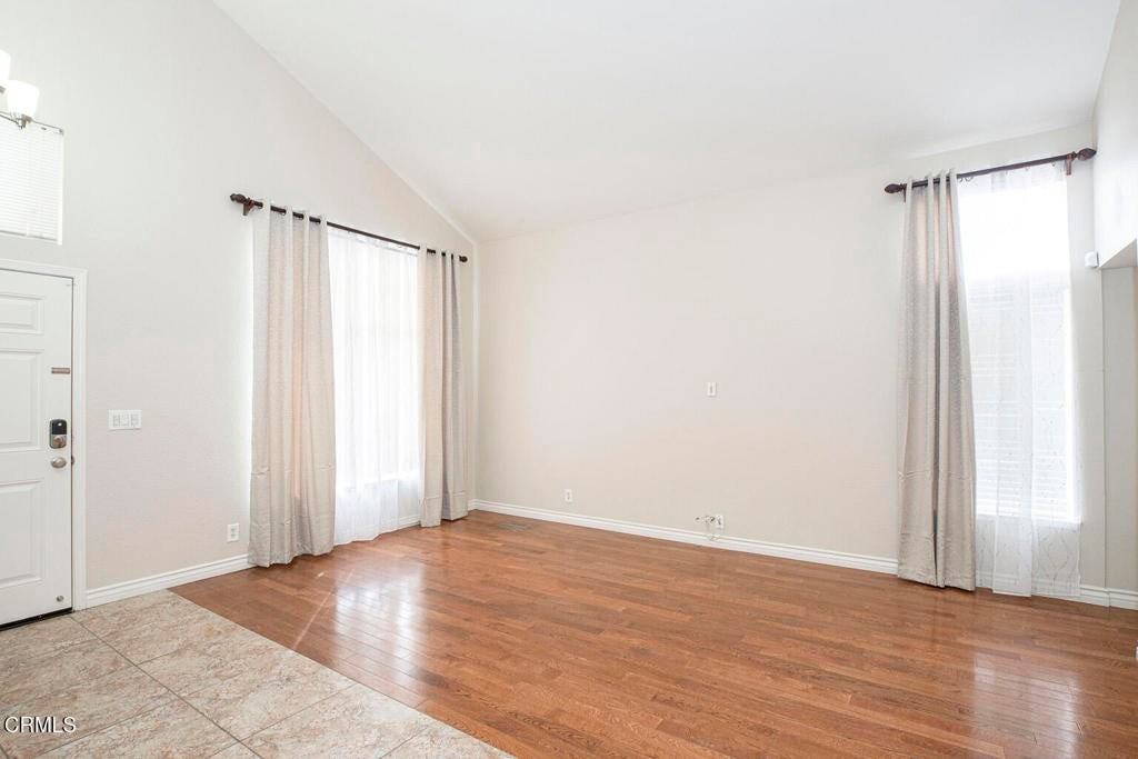 11817 Jouett St - Photo 5 of 38