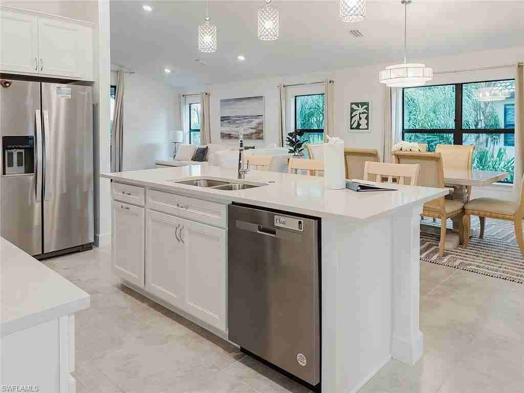 5690 Mayflower Way Unit 601 - Photo 7 of 47