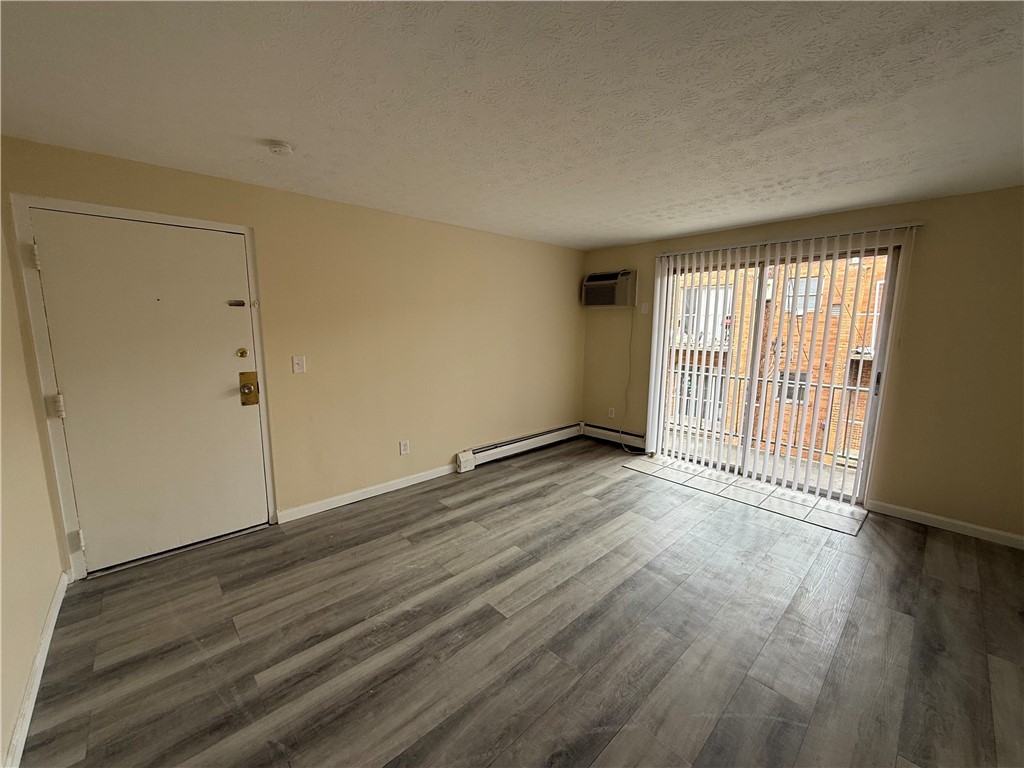 3089 Mchenry Ave ##7 - Photo 5 of 15