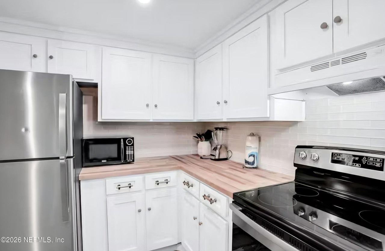 9 Tarragona Ct - Photo 4 of 14