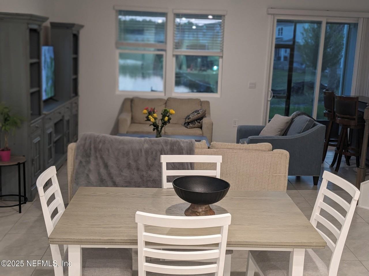 44 Sunnyvale St - Photo 7 of 39