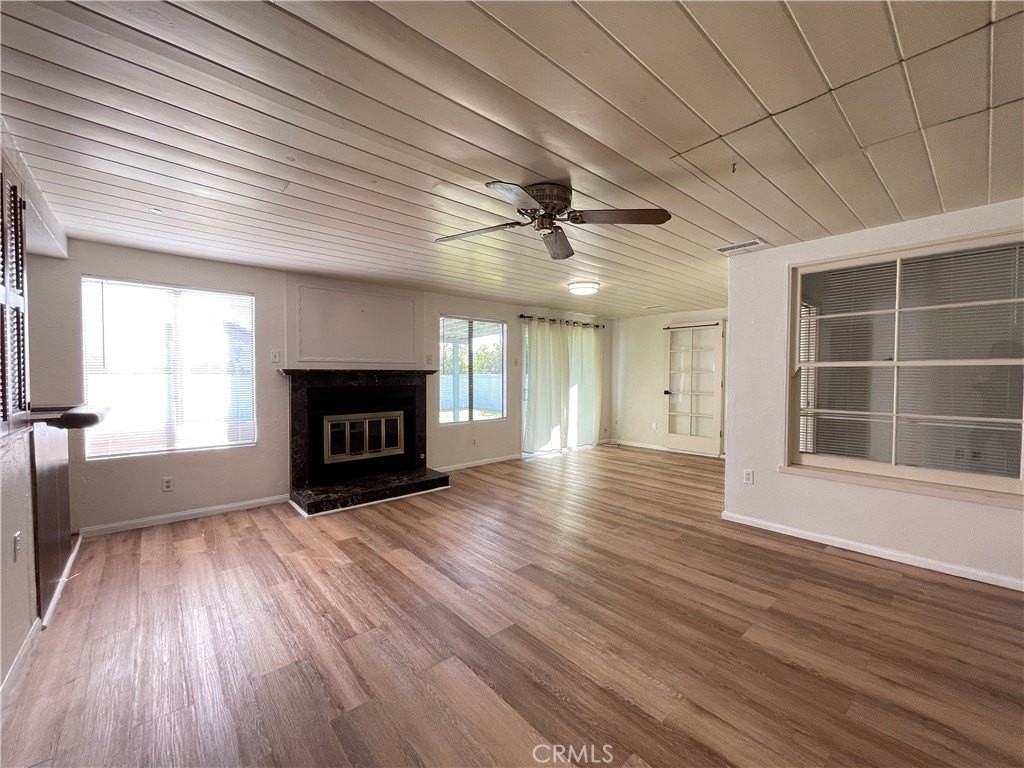 2845 N D St - Photo 6 of 10