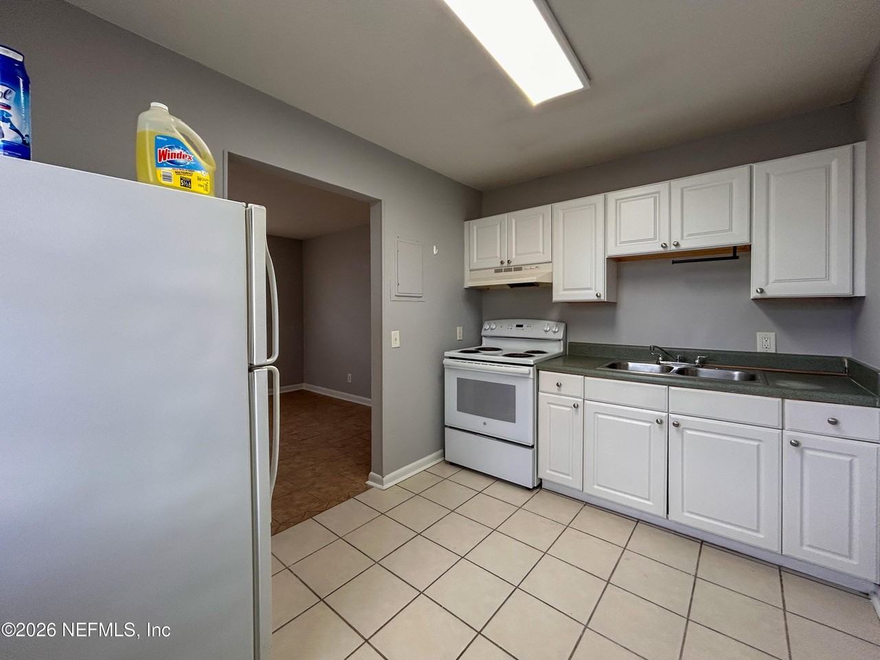 1122 Woodruff Ave #21 - Photo 5 of 13