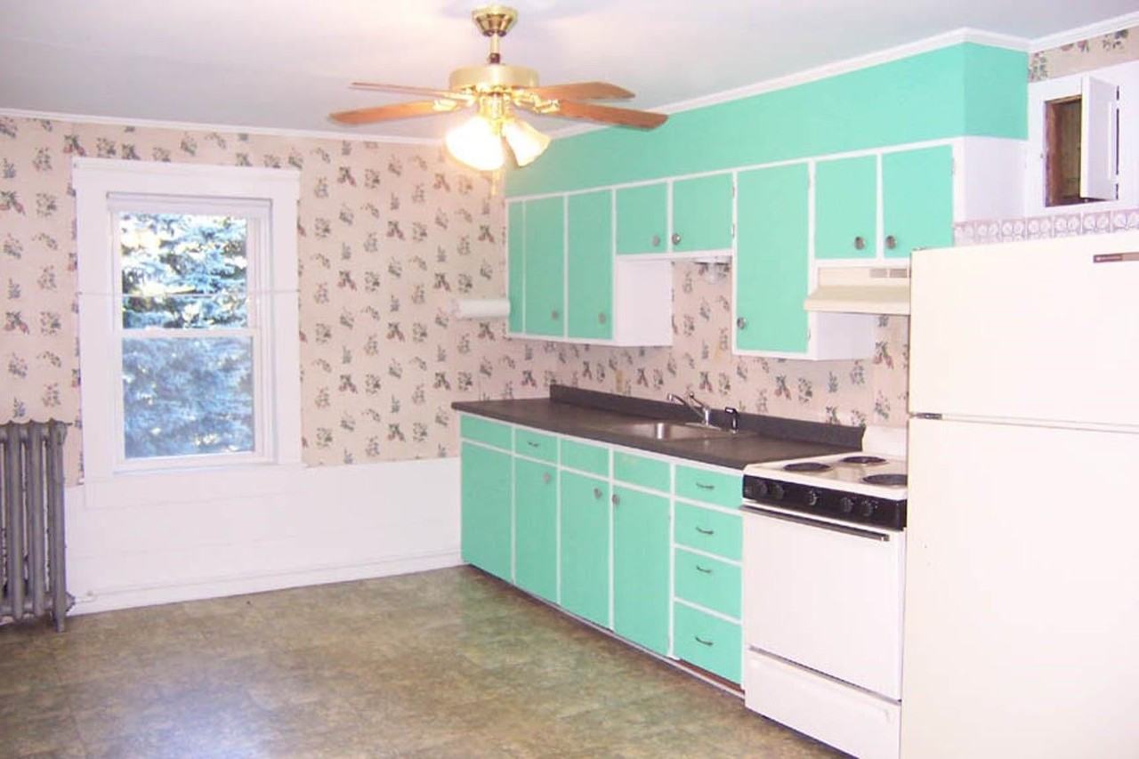 36 Main St - Photo 3 of 5