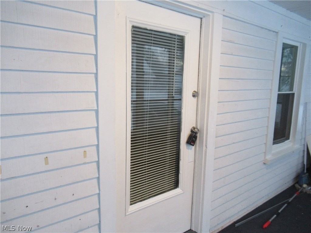 4482 Liberty Rd - Photo 3 of 38