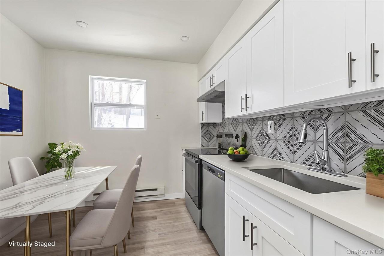 153 Vernon Valley Rd ##Apt - Photo 4 of 8