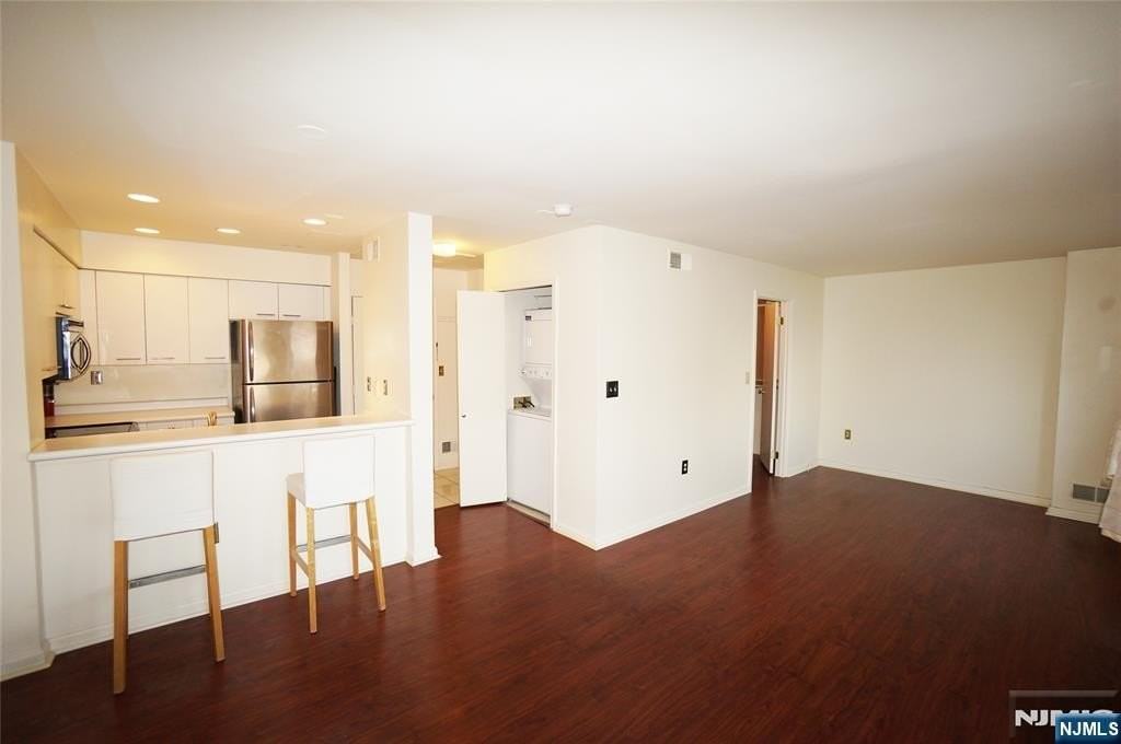 203 Nelson Ct - Photo 2 of 9