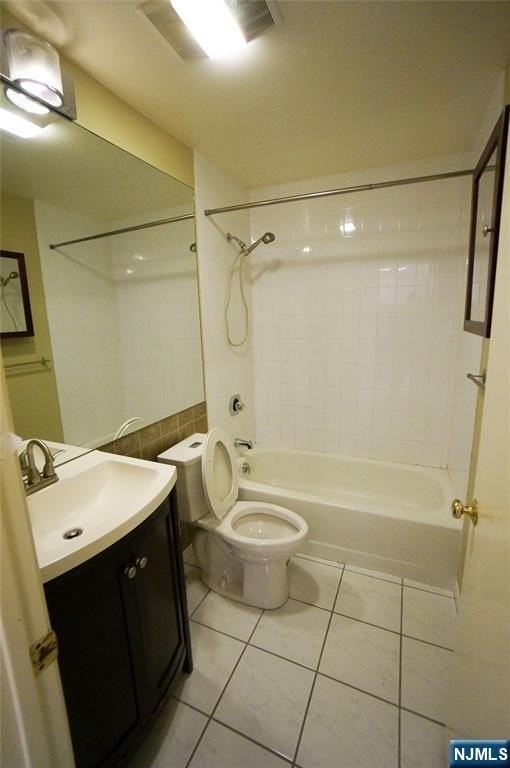 203 Nelson Ct - Photo 6 of 9