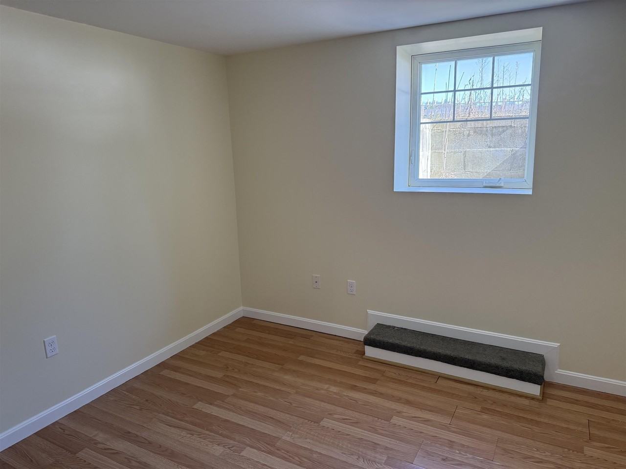 276 Fremont Rd - Photo 5 of 10