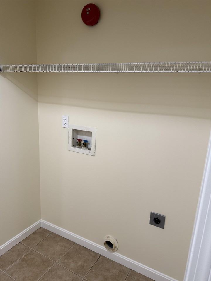 276 Fremont Rd - Photo 6 of 10