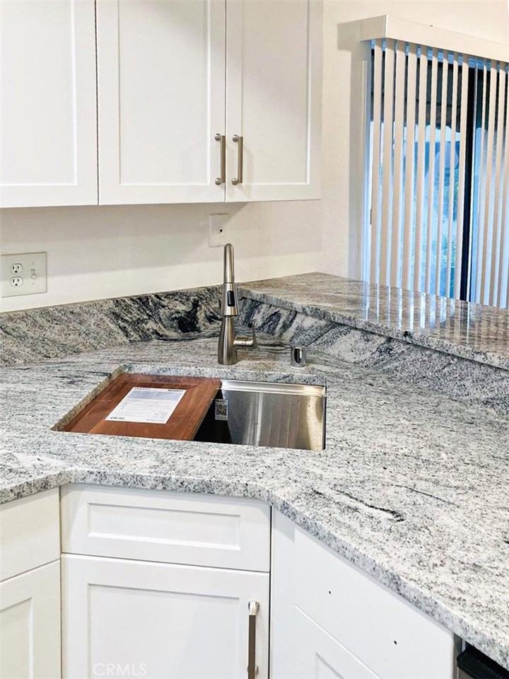 29 Largo St - Photo 7 of 16