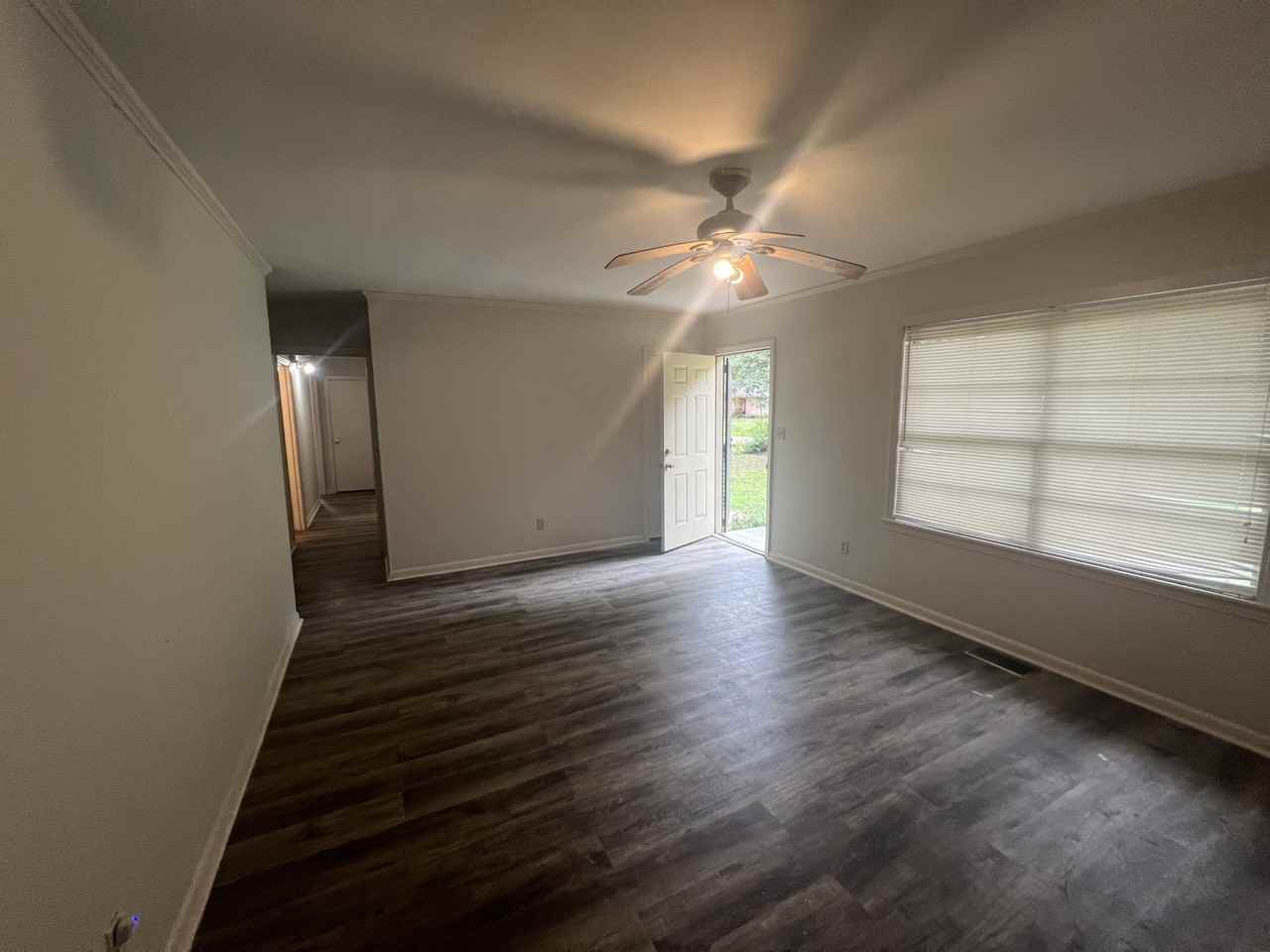 3152 Bilgray Dr #1 - Photo 3 of 10