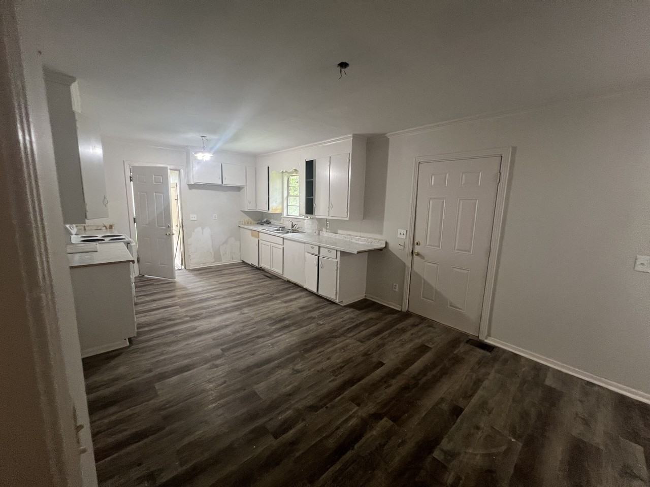 3152 Bilgray Dr #1 - Photo 4 of 10