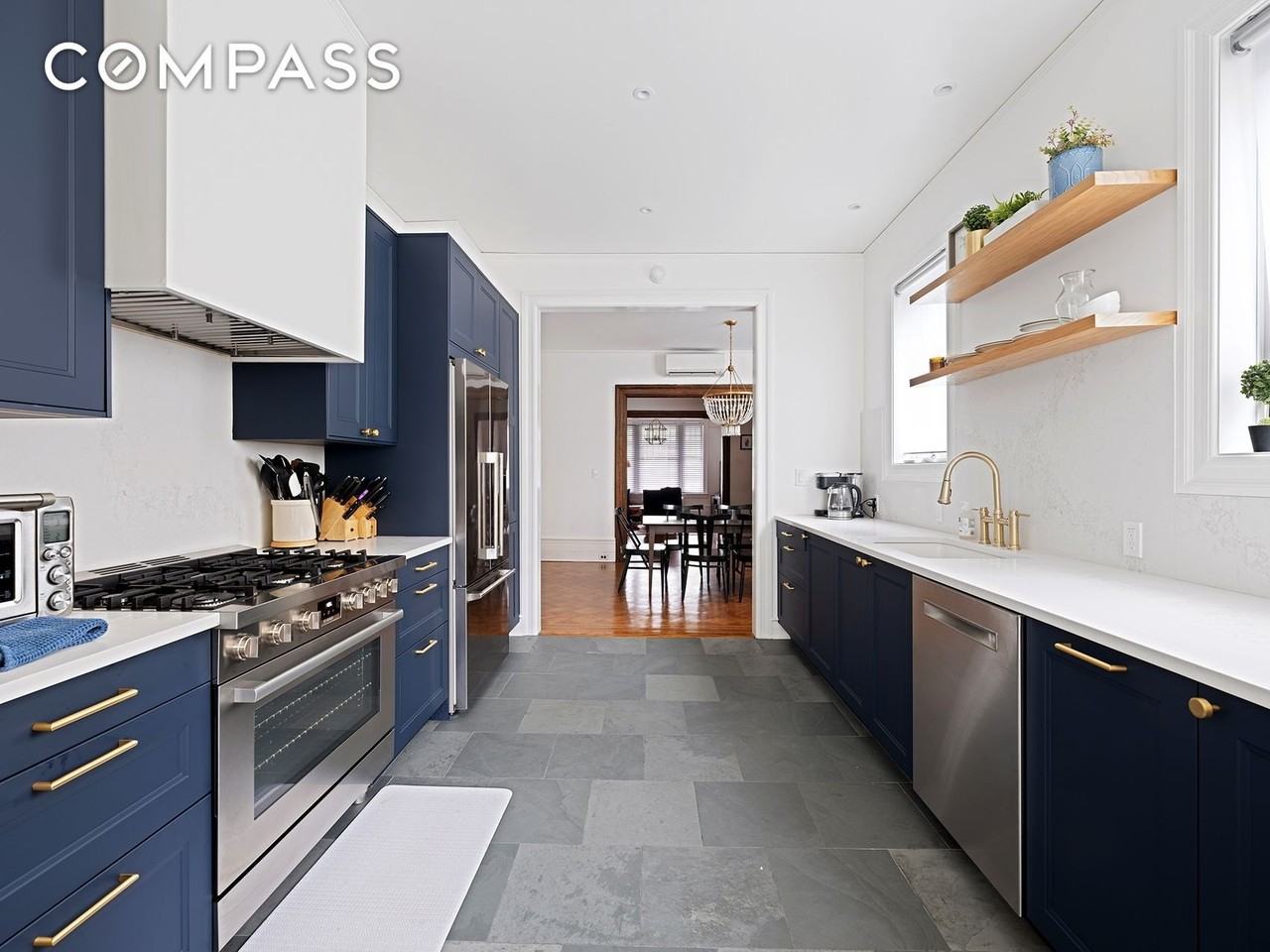 207 Windsor Pl #TH - Photo 7 of 20