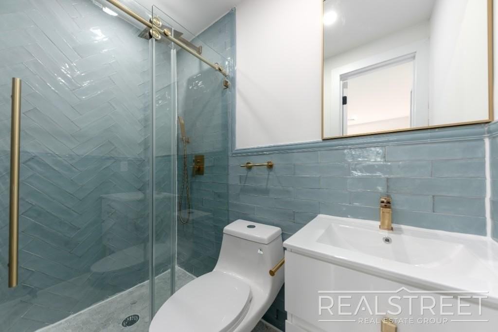 15 Hampton Pl #3 - Photo 7 of 10