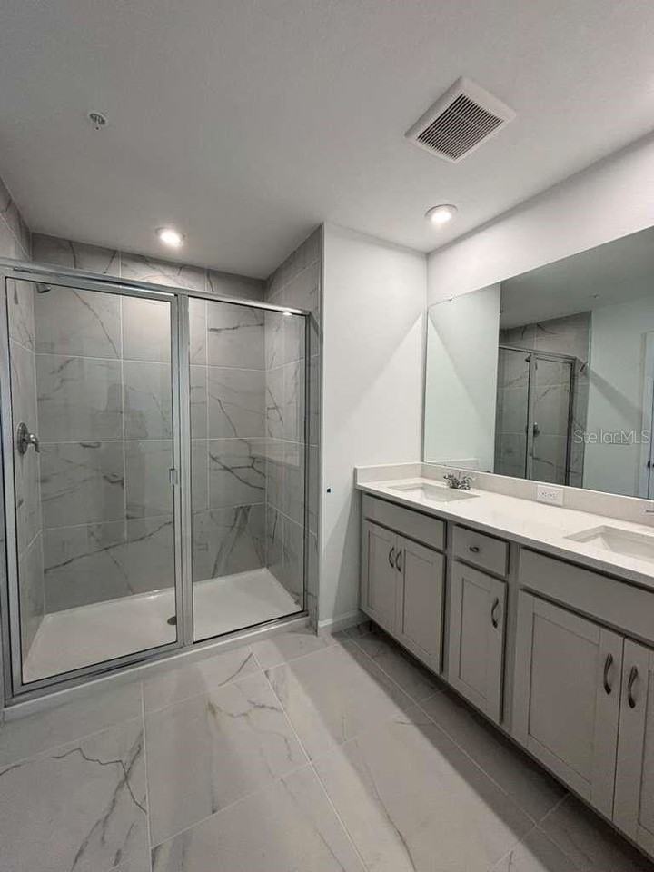 9872 Walkway Dr - Photo 4 of 19