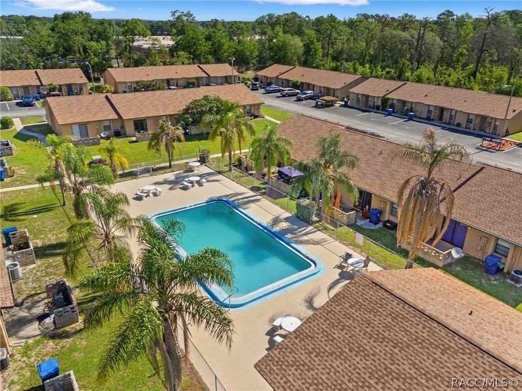 7124 Barclay Ave - Photo 2 of 19