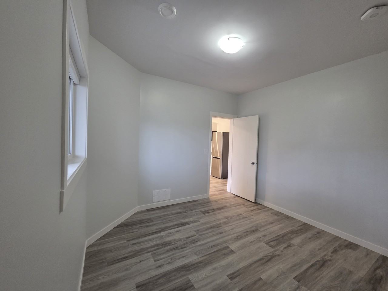 10282 Kent Road - Photo 6 of 10