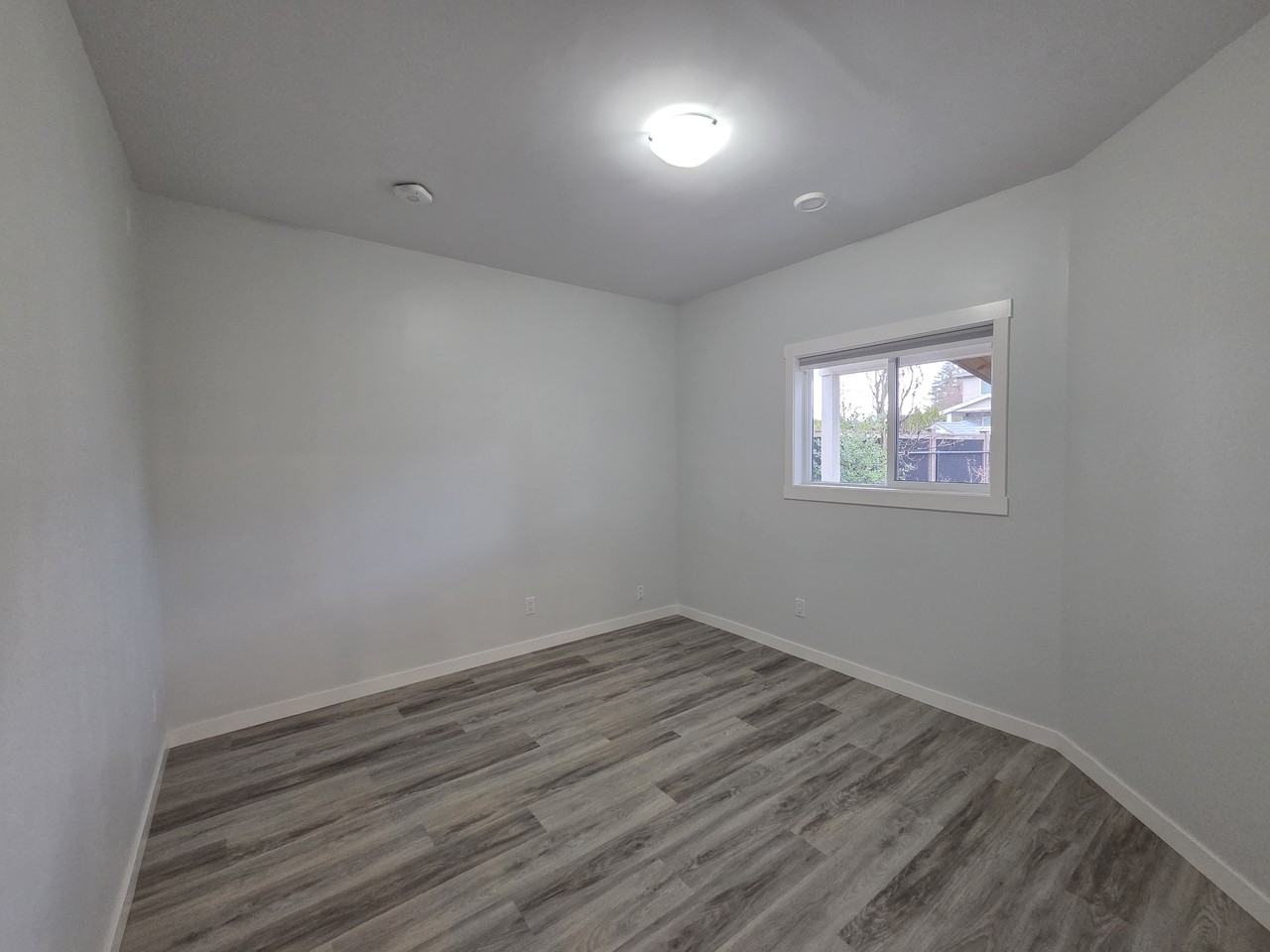 10282 Kent Road - Photo 7 of 10