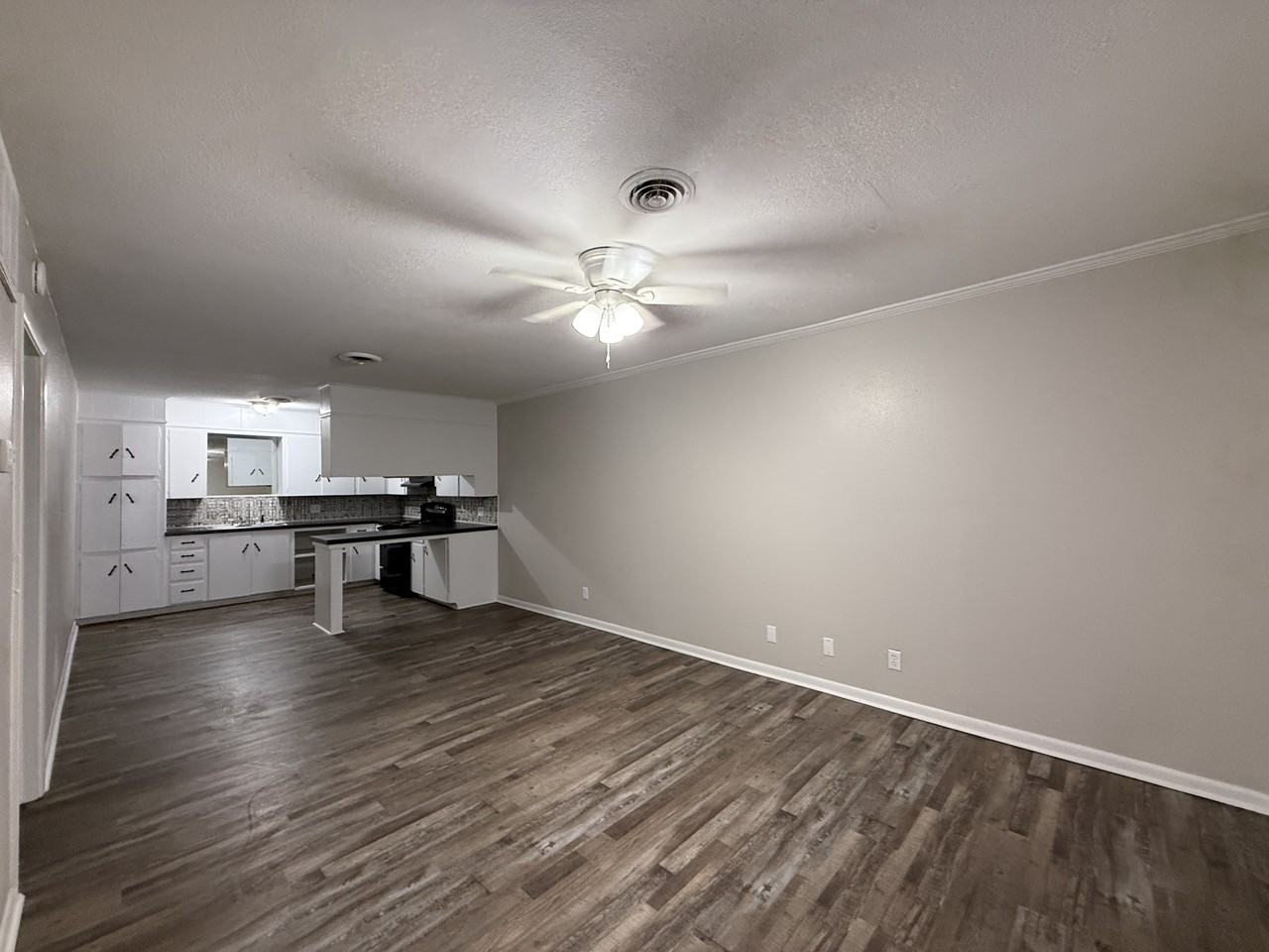 601 A St Nw #1 - Photo 6 of 13