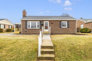 406 E 9th St - Photo 1 of 1